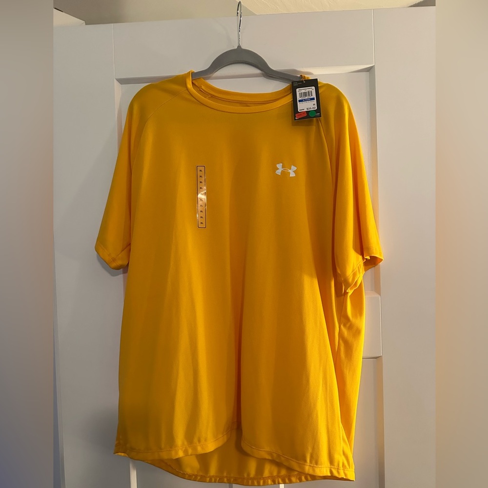 Under Armour Yellow Short Sleeve Tee Vibrant Athletic Wear